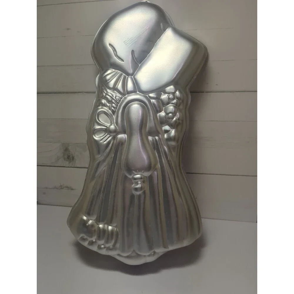 Vintage 1975 Wilton Holly Hobbie Aluminum Cake Pan Baking Mold #502-194